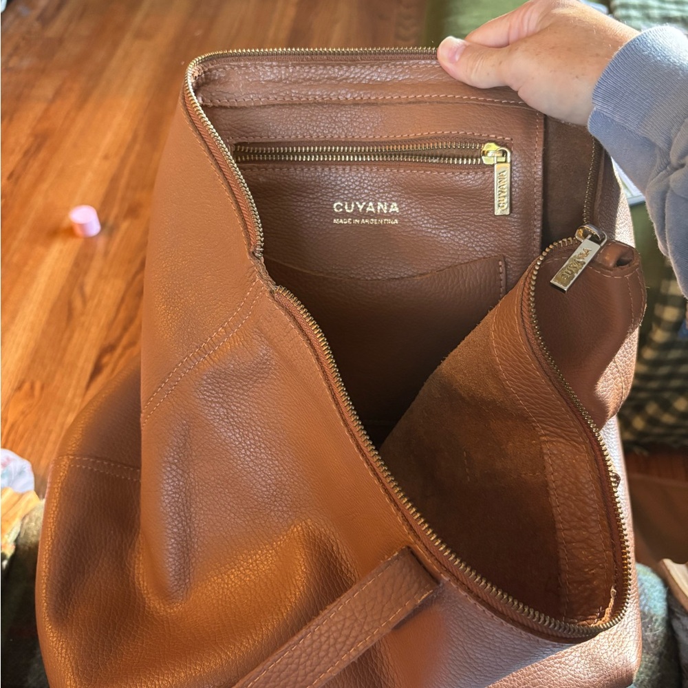 Cuyana Camel Leather Zip Tote